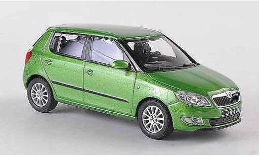 Skoda Fabia II 1/43 Abrex gun Facelift 2010 coche miniatura
