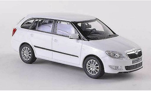 Skoda Fabia II 1/43 Abrex Combi blanco Facelift 2010 coche miniatura