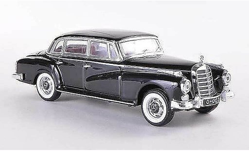 Mercedes Adenauer Base 1/43 Rio negro 1951 coche miniatura