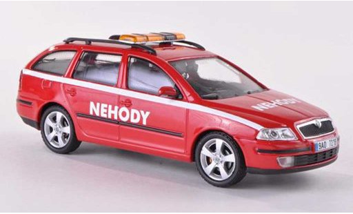 Skoda Octavia Combi 1/43 Abrex Nehody Praha coche miniatura