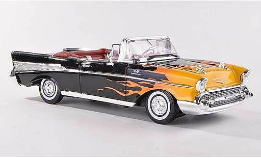 Chevrolet Bel Air Convertible 1/18 Motormax 1957 negro con Flammendekor coche miniatura
