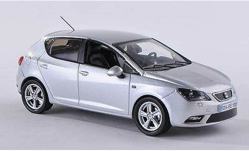 Seat Ibiza Base 1/43 Seat gris 5-portes 2013 coche miniatura