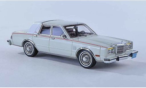 Chrysler Fifth Avenue Sedan 1/43 Matrix blanco coche miniatura