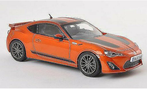 Toyota 86 2012 1/43 Triple 9 Collection cuivre/lumineuses-negro coche miniatura