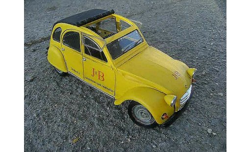 Citroen 2CV Berline 1/18 Solido j&b 1966 coche miniatura