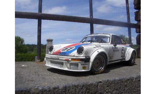 Porsche 934 Base 1/18 Exoto rsr #61 brumos finish line coche miniatura