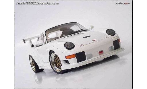 Porsche 911 GT2 1/18 Ut Models evo street coche miniatura