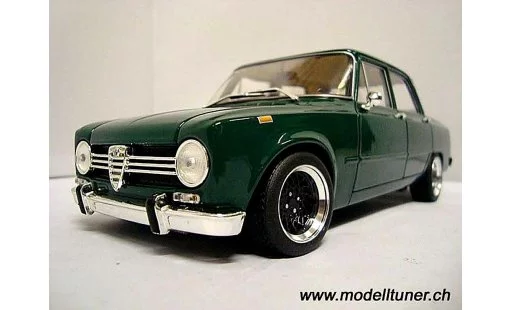 Alfa Romeo Giulia 1300 super 1/18 Minichamps 1971 coche miniatura