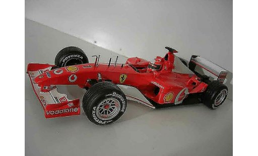 Ferrari F1 F2002 1/18 Hot Wheels schumacher coche miniatura