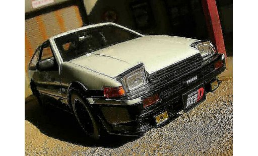 Toyota Trueno AE86 1/18 Jada Toys  coche miniatura