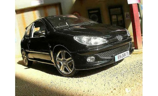 Peugeot 206 RC 1/18 Norev negro coche miniatura