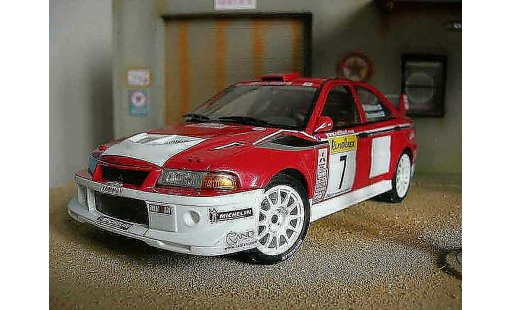 Mitsubishi Lancer Evolution VI 1/18 Autoart WRC 2001 Makinen Monte Carlo rojo coche miniatura