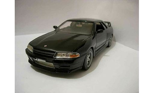 Nissan Skyline R32 1/18 Jada Toys initial d negro coche miniatura