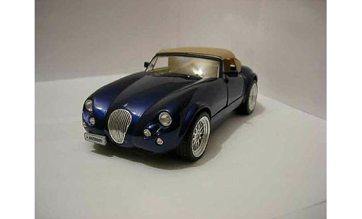 Wiesmann Roadster 1/18 Revell mf3 roadster coche miniatura