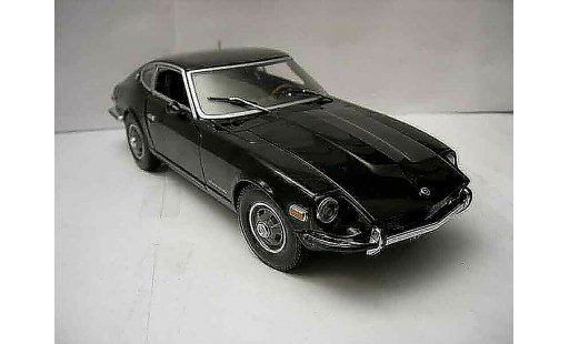 Datsun 240Z Coupe 1/18 Sun Star negro coche miniatura