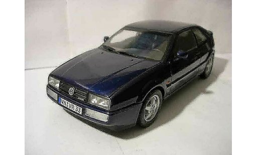Volkswagen Corrado VR6 1/18 Revell  coche miniatura