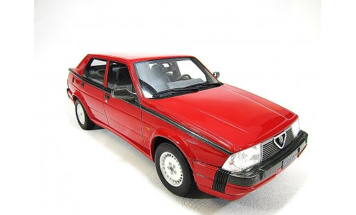 Alfa Romeo 75 3.0 v6 1/18 Laudoracing Models LM087 rojo coche miniatura