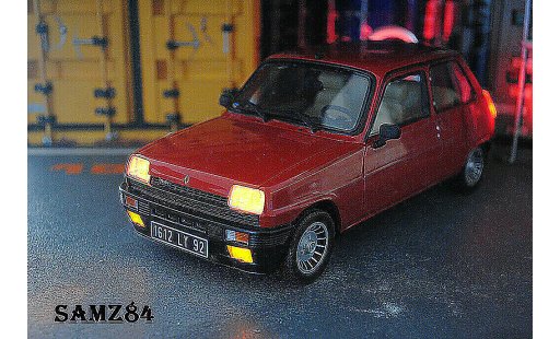 Renault 5 Alpine 1/18 Ottomobile Turbo Rouge LED coche miniatura