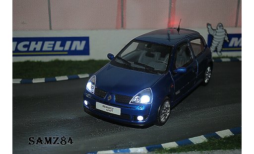 Renault Clio 2 RS 1/18 Ottomobile Ragnotti LED coche miniatura