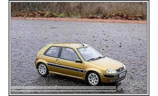 Citroen Saxo VTS 1/18 Ottomobile amarillo heliodor coche miniatura
