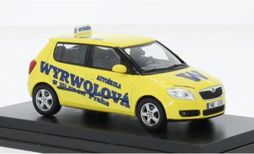 Skoda Fabia 1/43 Abrex II Autoskola Wyrwolova 2006 coche miniatura