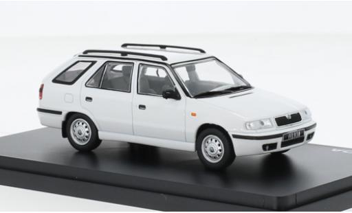 Coche miniatura Skoda Felicia 1/43 Abrex FL combi blanche 1998 Skoda Felicia 1/43 Abrex FL combi blanche 1998 coche miniatura