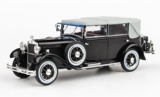 Skoda 860 1/43 Abrex negro RHD 1932 coche miniatura
