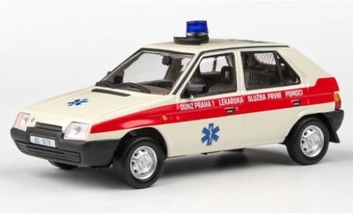 Coche miniatura Skoda Favorit 1/43 Abrex 136L OUNZ Praha 1 1988 Skoda Favorit 1/43 Abrex 136L OUNZ Praha 1 1988 coche miniatura