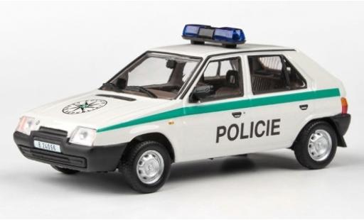 Coche miniatura Skoda Favorit 1/43 Abrex 136L Policie (CR) 1988 Skoda Favorit 1/43 Abrex 136L Policie (CR) 1988 coche miniatura