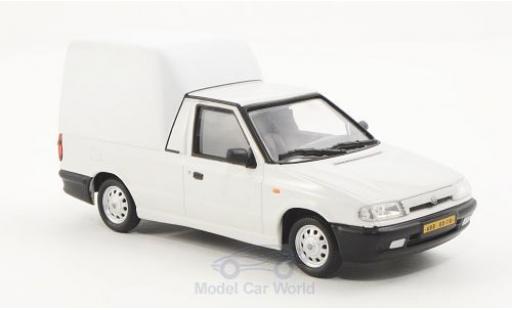 Coche miniatura Skoda Felicia 1/43 Abrex Pick-Up blanco/matt-blanco 1996 Skoda Felicia 1/43 Abrex Pick-Up blanco/matt-blanco 1996 coche miniatura