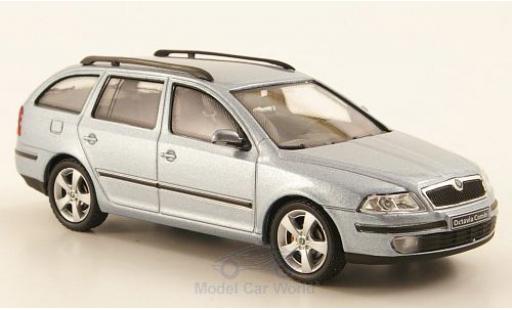 Coche miniatura Skoda Octavia 1/43 Abrex Combi metalico azul 2004 Skoda Octavia 1/43 Abrex Combi metalico azul 2004 coche miniatura