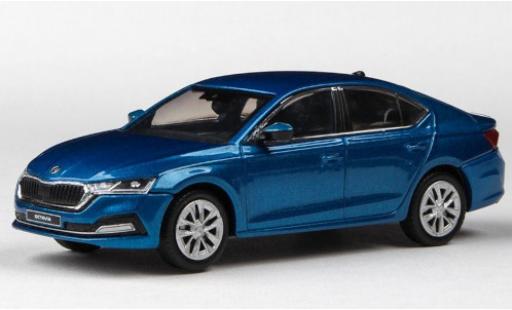 Coche miniatura Skoda Octavia 1/43 Abrex IV metalico azul 2020 Skoda Octavia 1/43 Abrex IV metalico azul 2020 coche miniatura