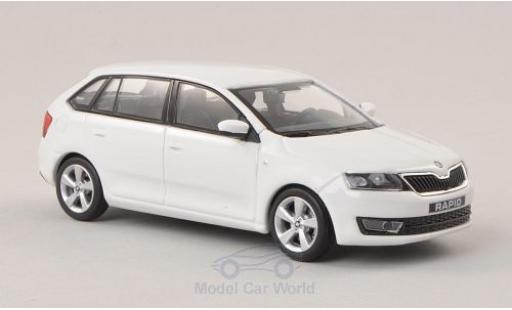 Skoda Rapid 1/43 Abrex Spaceback blanco 2013 coche miniatura
