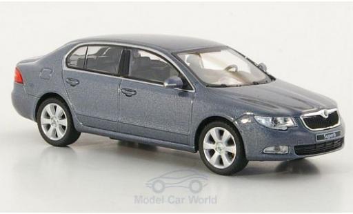 Coche miniatura Skoda Superb 1/43 Abrex II metalico gris Skoda Superb 1/43 Abrex II metalico gris coche miniatura