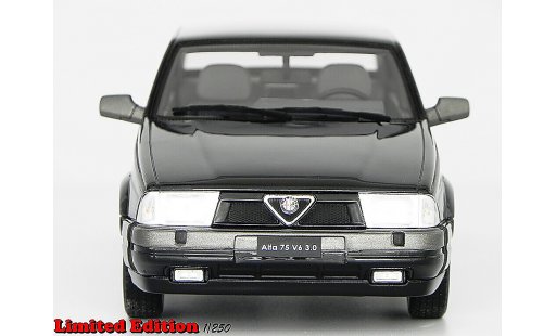 Alfa Romeo 75 3.0 v6 1/18 Laudoracing Models LM087B negro coche miniatura