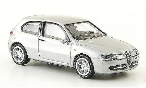 Alfa Romeo 147 berlina 1/87 Ricko gris 3-Turer 2001 coche miniatura