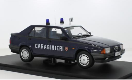 Coche miniatura Alfa Romeo 75 1/18 Triple 9 Collection Carabiner Triple 9 Coll 1:18 Alfa Romeo 75 1/18 Triple 9 Collection Carabiner Triple 9 Coll 1:18 coche miniatura