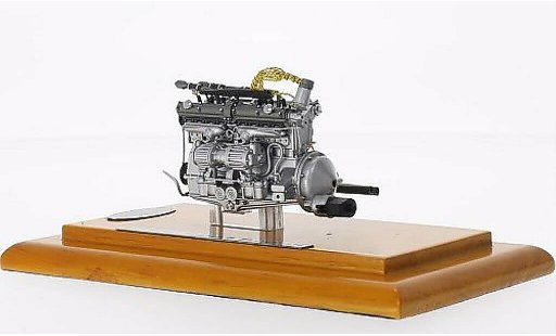 Alfa Romeo 8C 2900 b mm roadster 1/18 CMC Motoraggregat 1938 coche miniatura