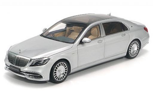 Coche miniatura Mercedes CLA 1/43 Almost Real Maybach Classe S gris 2019 Mercedes CLA 1/43 Almost Real Maybach Classe S gris 2019 coche miniatura