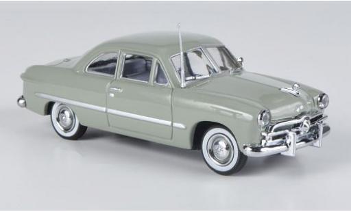 Coche miniatura Ford Custom 1/43 American Heritage Models verde 1949 2-Door Ford Custom 1/43 American Heritage Models verde 1949 2-Door coche miniatura