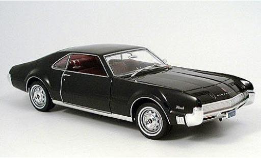 Oldsmobile Toronado 1/18 Motormax negro 1966 coche miniatura