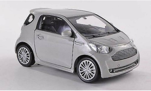 Aston Martin Cygnet citadine 1/24 Welly gris coche miniatura