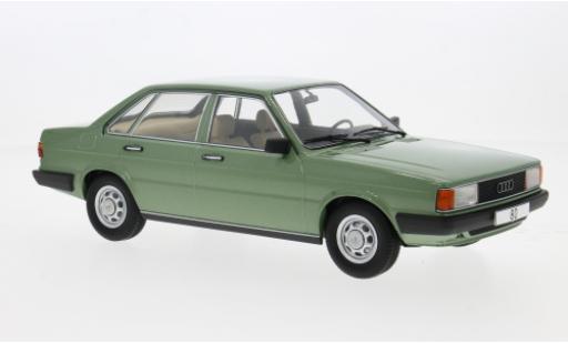 Audi 80 1/18 MCG (B2) gr&uuml;n 1978 1:18 coche miniatura