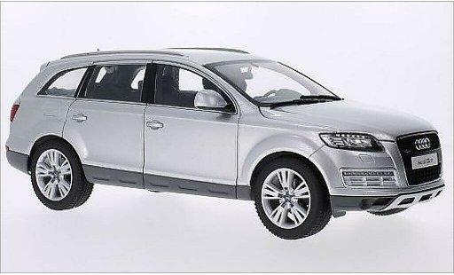 Audi Q7 suv 1/18 Kyosho gris 2013 coche miniatura