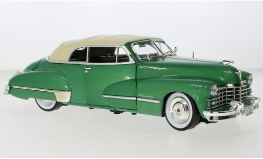 Cadillac Series 62 1/18 Auto World Convertible metallise verde/beige 1947 coche miniatura