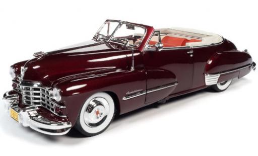Coche miniatura Cadillac Series 62 1/18 Auto World Cabriolet rojo 1947 Cadillac Series 62 1/18 Auto World Cabriolet rojo 1947 coche miniatura