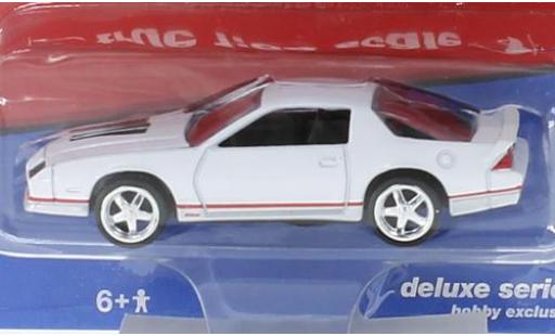 Chevrolet Camaro 1/64 Auto World blanco 1984 coche miniatura