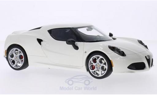 Coche miniatura Alfa Romeo 4C 1/18 AUTOart metalico blanco 2013 Alfa Romeo 4C 1/18 AUTOart metalico blanco 2013 coche miniatura