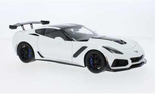 Coche miniatura Chevrolet Corvette 1/18 AUTOart (C7) ZR1 blanche 2019 Chevrolet Corvette 1/18 AUTOart (C7) ZR1 blanche 2019 coche miniatura