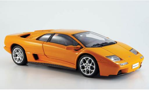 Coche miniatura Lamborghini Diablo 1/18 AUTOart 6.0 naranja Lamborghini Diablo 1/18 AUTOart 6.0 naranja coche miniatura